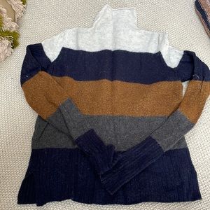 Striped turtleneck